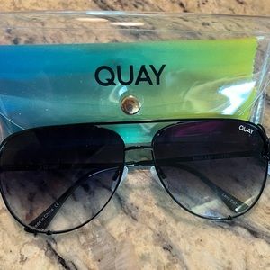 NWT Quay Sunglasses